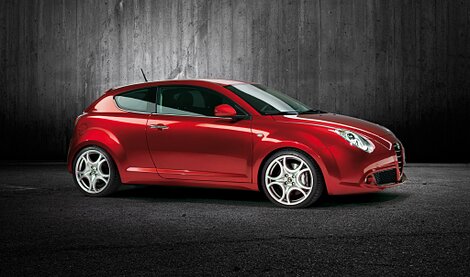 Alfa Romeo unveils the Mi.To